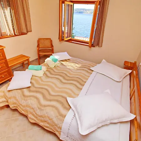 Semesterbostad Katica - One Bedroom With Terrace And Sea View Vela Luka