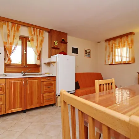Katica - One Bedroom With Terrace And Sea View * וולה לוקה