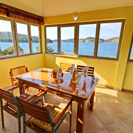 Дом отдыха Katica - One Bedroom With Terrace And Sea View