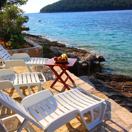 Katica - One Bedroom With Terrace And Sea View Дом отдыха Вела-Лука