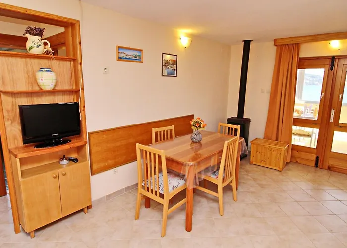 Katica - One Bedroom With Terrace And Sea View Nyaraló *